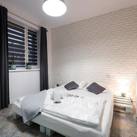 Apartament Poludniowy Ruda Slaska Bagian luar foto